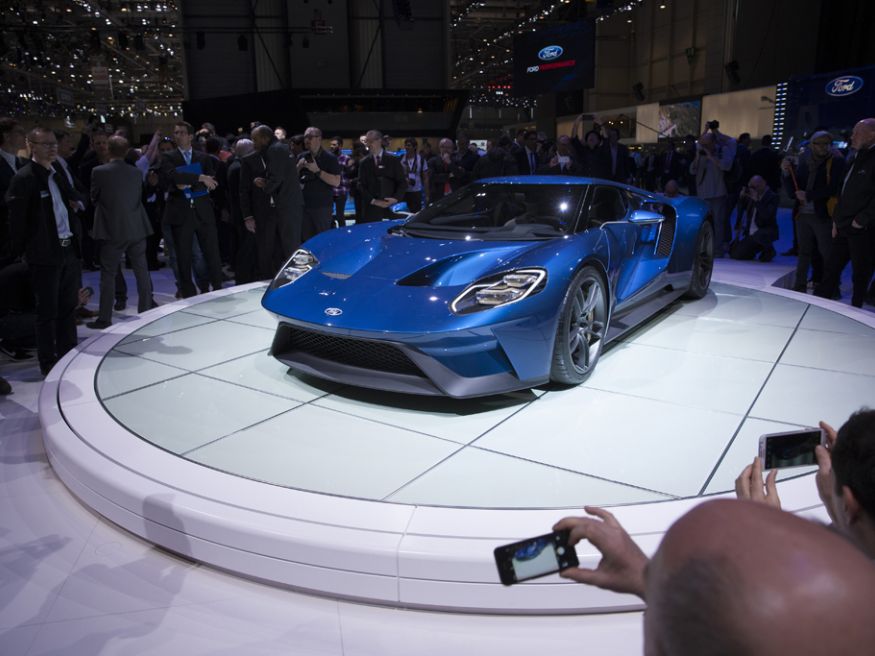 large_article_ford-gt.jpg